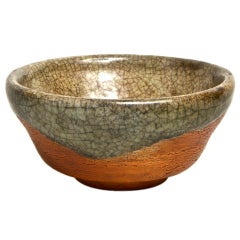 Stoneware tea bowl by Henri Simmen