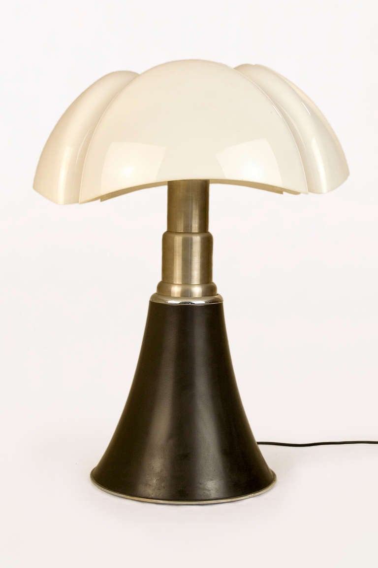 Italian Table Lamp Pipistrello N°620 By Gae Aulenti, 1960, Italy