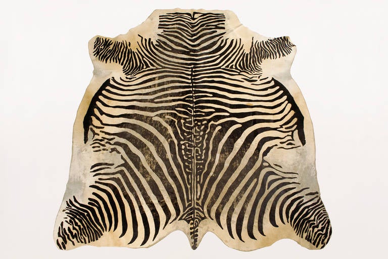 Vintage zebra print cowhide rug.
Spain, circa 1970.
Beautiful patina.
Vintage condition.