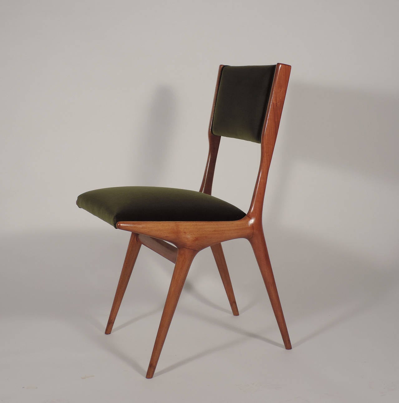 Mid-Century Modern Splendid Carlo de Carli Chair for Cassina