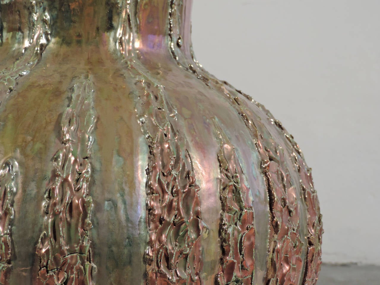 Italian Vittoria Mazzotti Albisola Monumental Iridescent Vase, Italy 1950s For Sale
