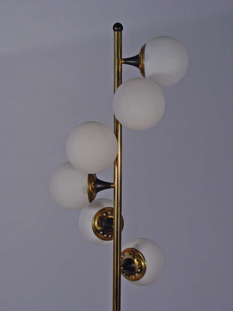 Mid-Century Modern A Spiral Six Globes Italian Floor Lamp