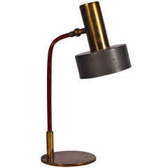 A perfect Italian table lamp