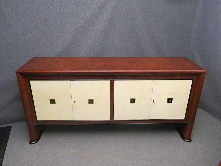 Mid-20th Century Art Deco Maple Wood and Parchment Italian Sideboard, 1940