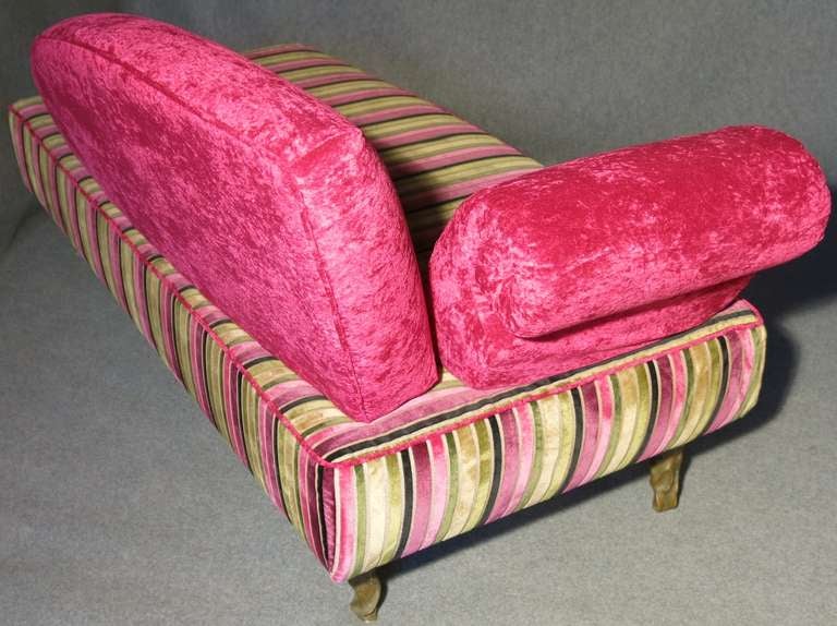 1940s Velvet Pink Shocking Italian Art Deco Sofa 1