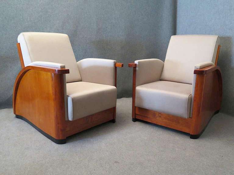 Pair of Cherry French Art Deco Armchairs 1