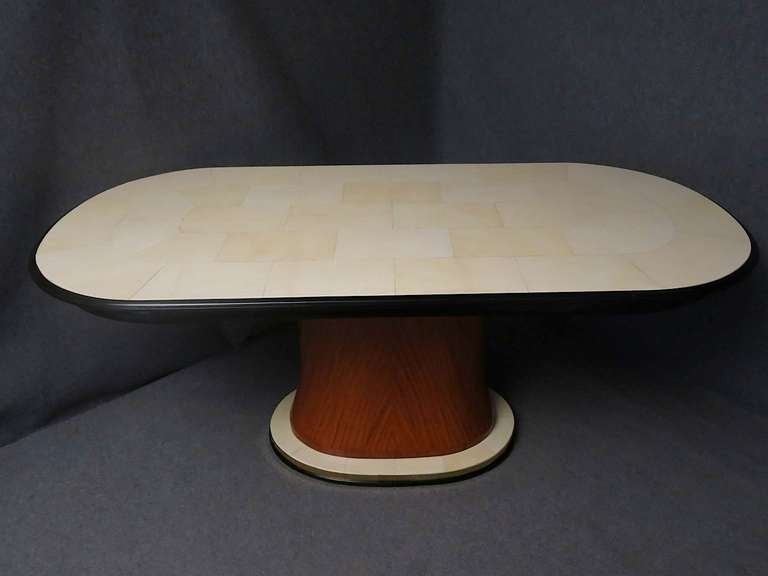 Italian Art Deco Table In Excellent Condition In Rome, IT