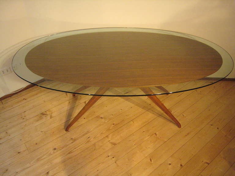 A Stunning 1950's Italian-florentine Sculptured Solid Walnut Table By Architect Tempestini - For Sale 4