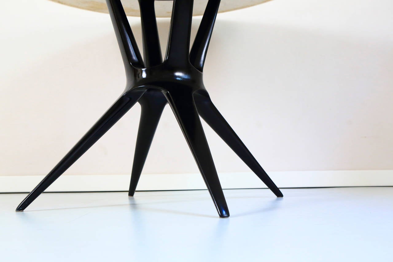 Mid-Century Modern Slender and Important, Italian 1950s Round Dining or Center Table by Borsani
