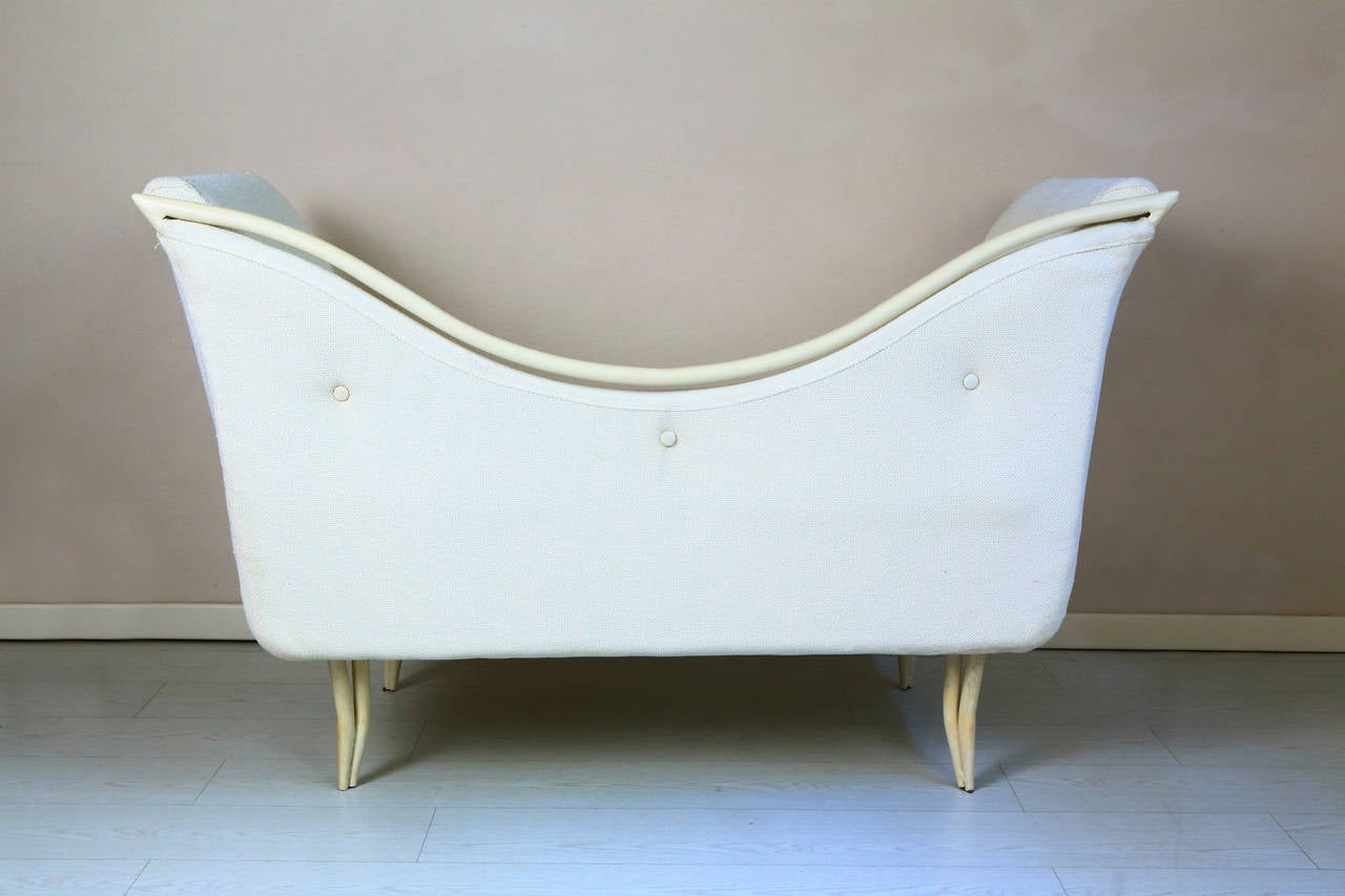Mid-Century Modern White Iron and Beige Fabric Italian Sofa, 1950s In Excellent Condition In Firenze, Toscana