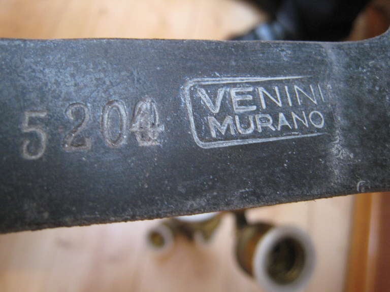 Signed Venini Murano chandelier by Tomaso Buzzi 1931. 2