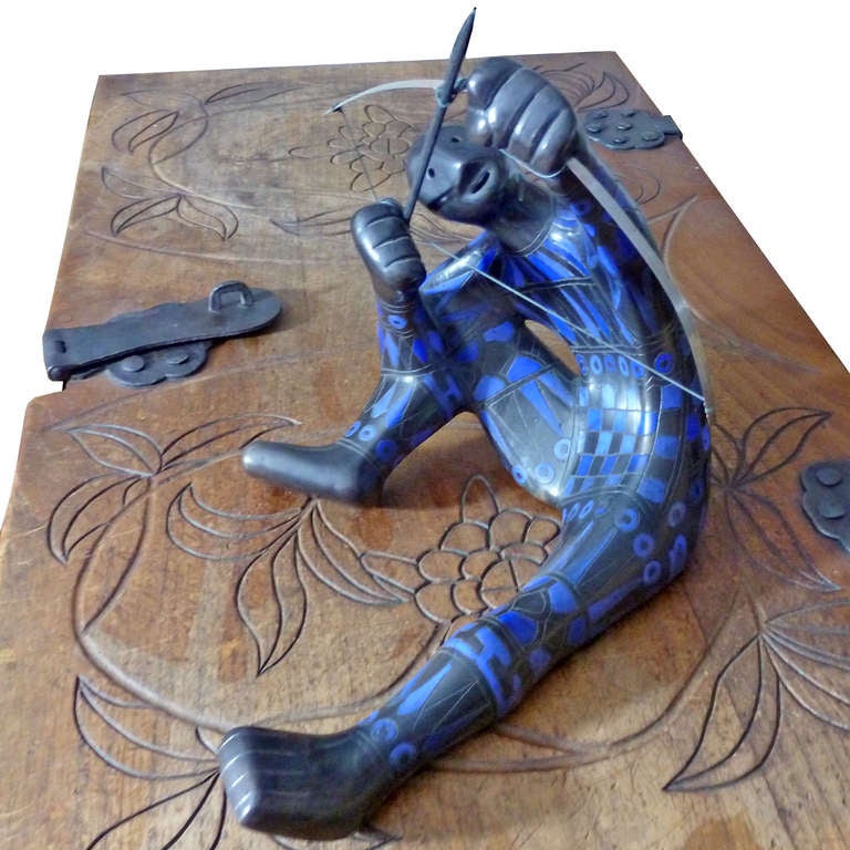 Beautiful Ceramic figure painted in blue, from the renowned Mexican artist Manuel Felguérez, signed on one foot.  Pieces like this were sold in the store of Don Shoemaker in Santa Maria de Guido in Morelia, México
