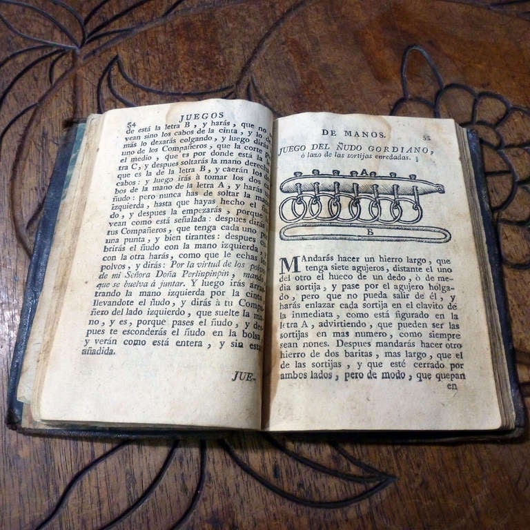 Antique Magic and Jugglery Book,  Pablo Minguet circa 1733 In Good Condition In Mexico City, D.F.