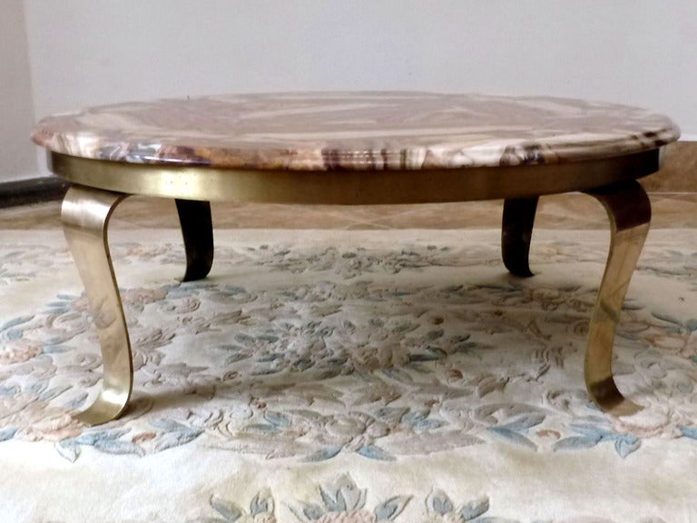 Muller's, Circular Mexican Onyx and Brass Cocktail table In Good Condition In Mexico City, D.F.