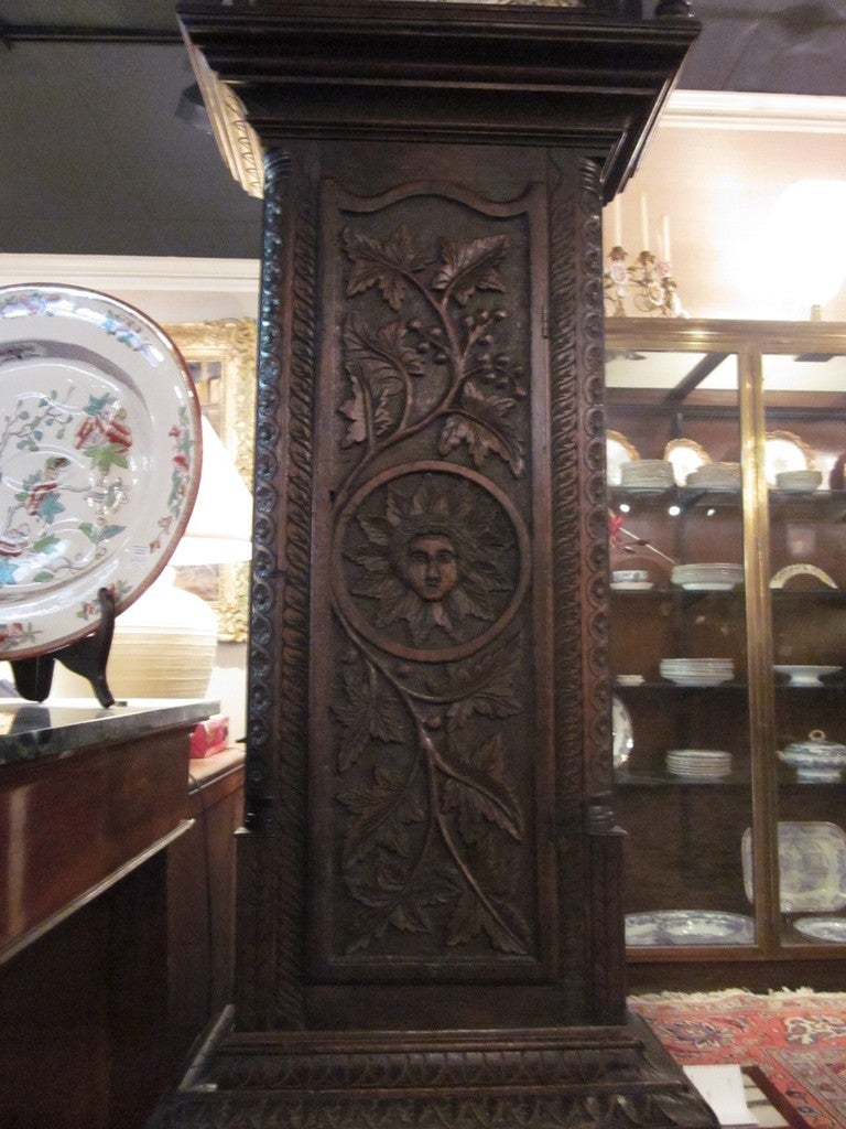 Late 18th c. Carved Oak English Case Clock In Good Condition For Sale In Savannah, GA