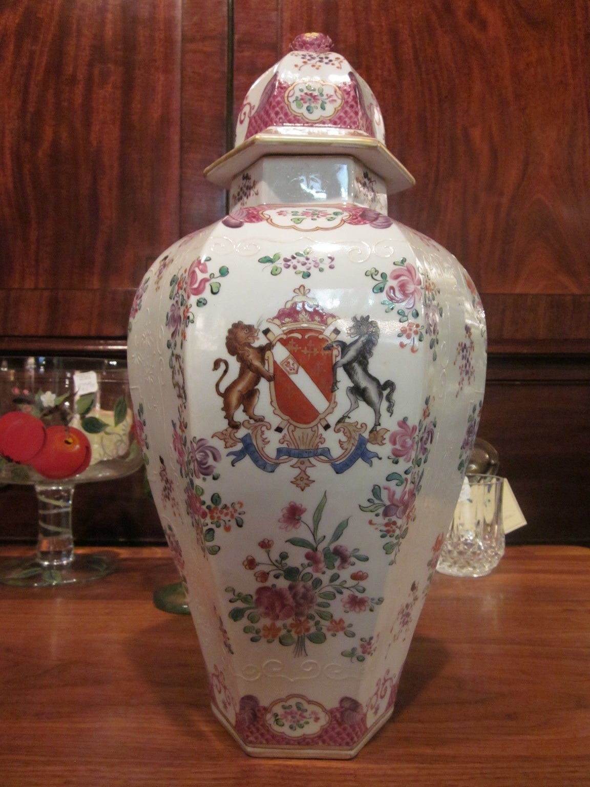 19th c. Samson Porcelain Jar For Sale
