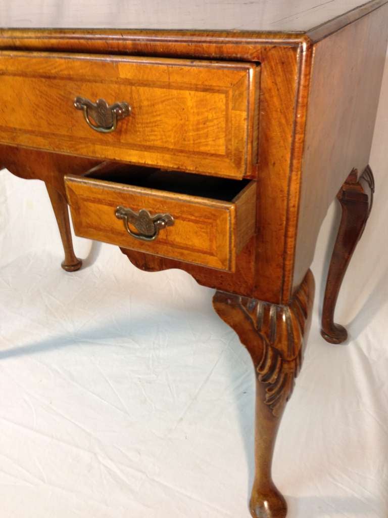 20th Century Early 20th century Queen Anne lowboy For Sale