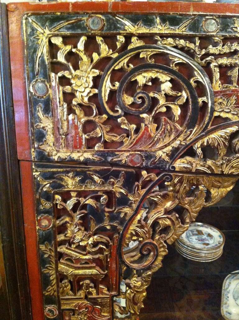 18th c. Chinese Gilted Carving In Good Condition For Sale In Savannah, GA