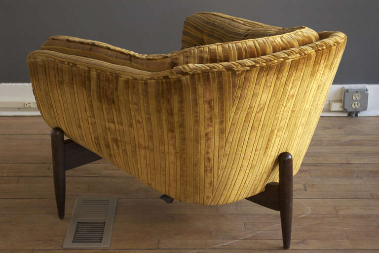 Mid-Century Modern Pair of Adrian Pearsall Three-Legged Barrel Chairs