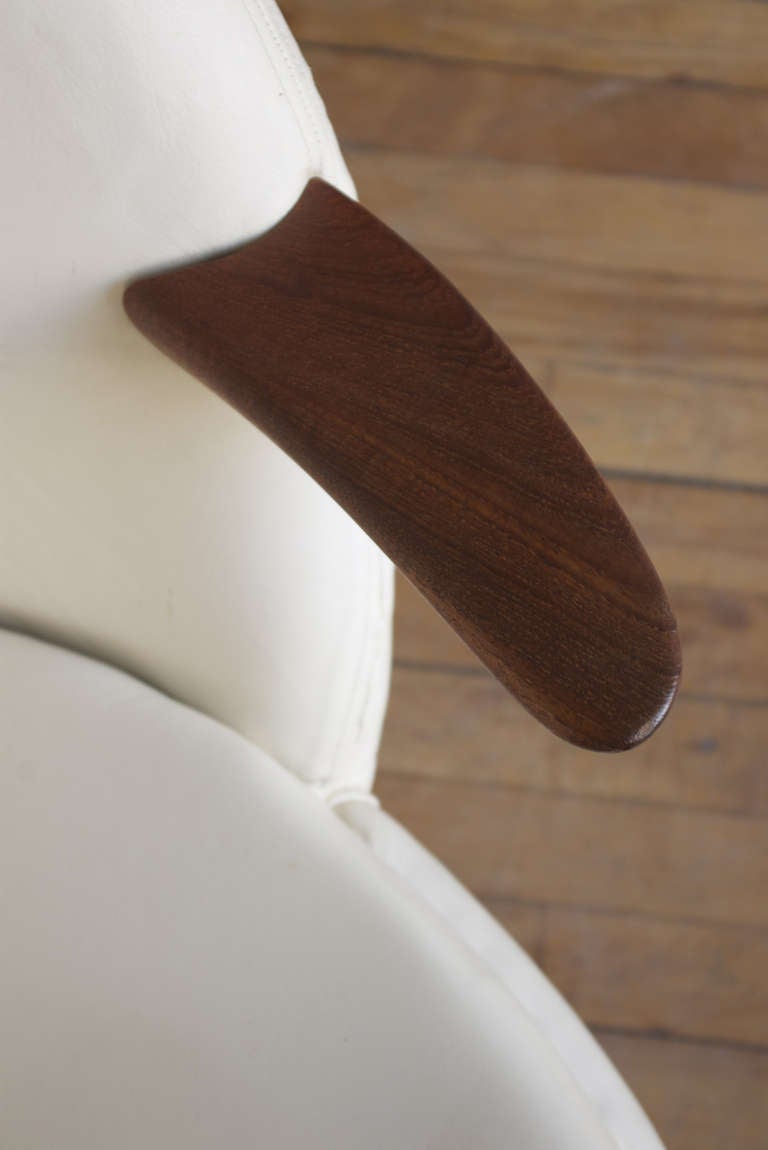 Danish Lounge Chair in the Manner of Nanna Ditzel by Glostrup Møbelfabrik