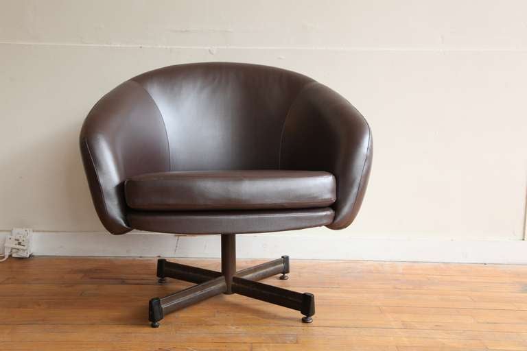 Viko Baumritter Swivel Chair