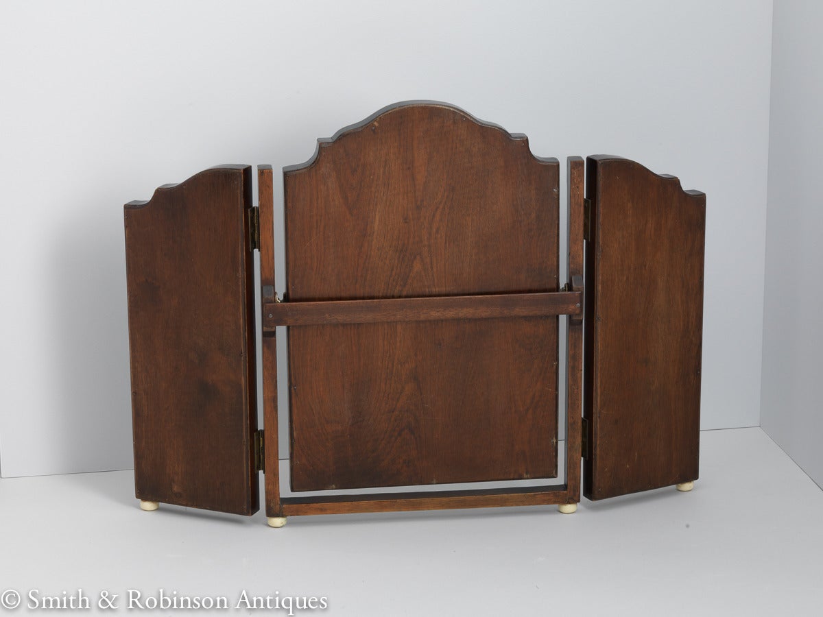 British Beautiful Art Deco Three-Fold Shagreen Vanity Mirror, circa 1930