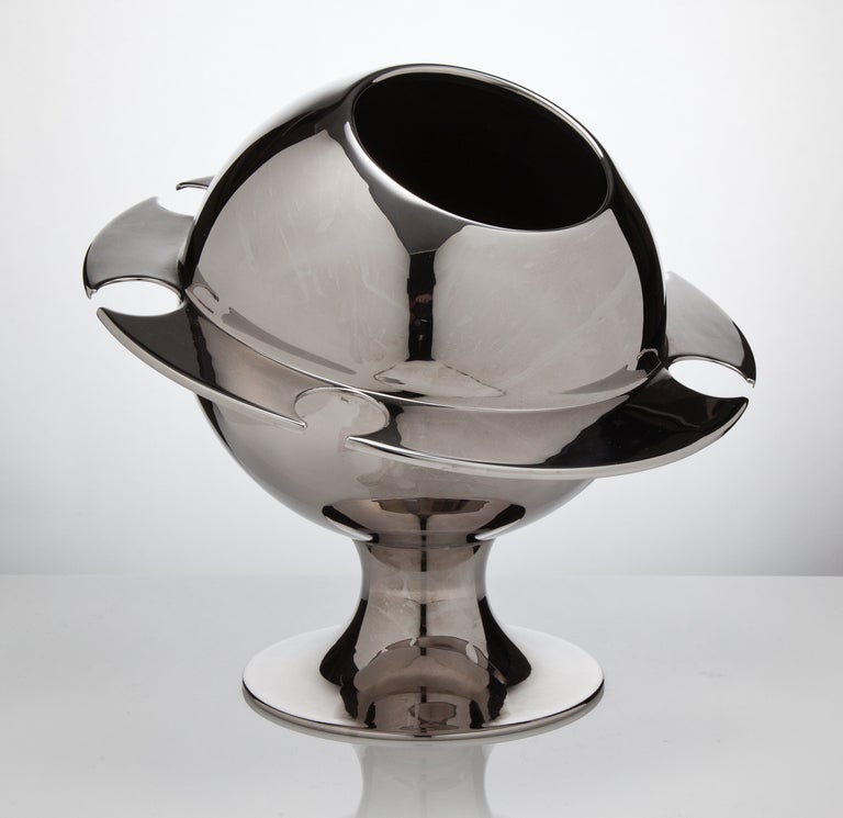 Mid-20th Century Novelty French Modernist Chrome Planet Champagne Cooler, circa 1955