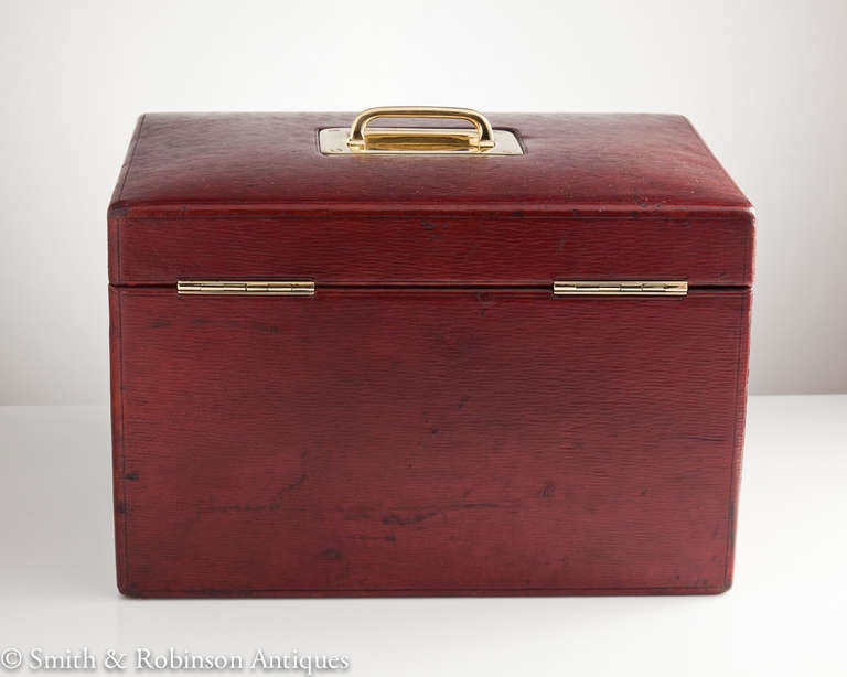 20th Century A Beautiful Ruby Red Morocco Leather Jewellery Box c.1910-15