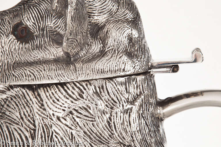 hog head pitcher