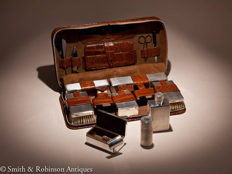 English Gents Traveling Case and Grooming Set by Mappin & Webb 2