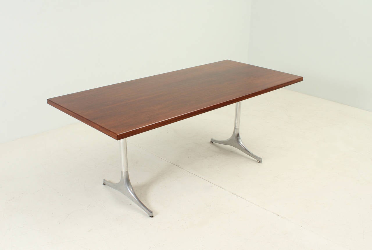 Rare Pedestal Table in Rosewood by George Nelson For Sale 3