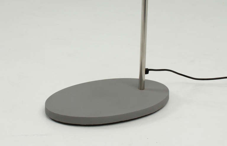 Royal Floor Lamp by Arne Jacobsen For Sale 2