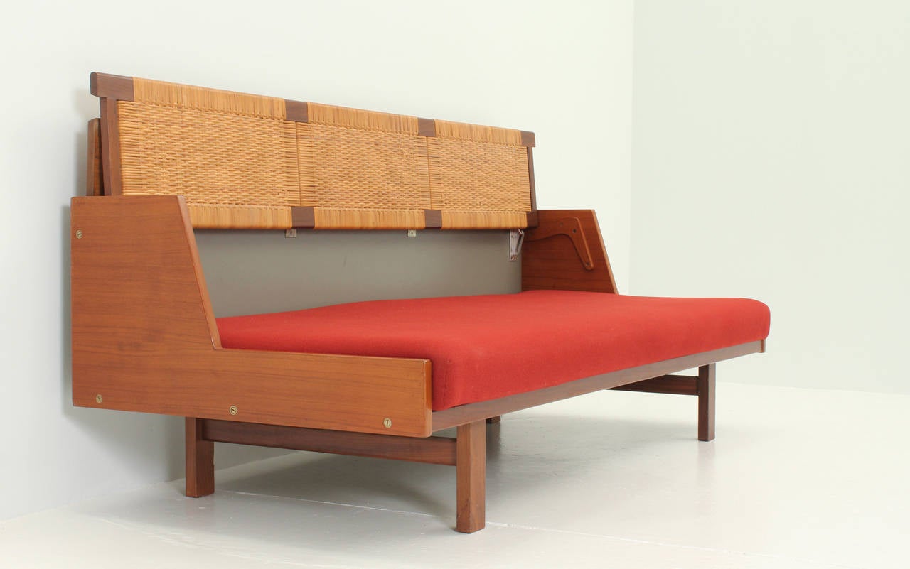 Mid-20th Century Hans Wegner Daybed with Cane Back Rest For Sale