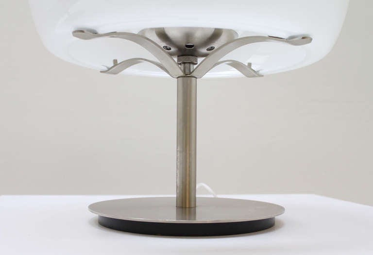 A Pair of Erse Table Lamps by Vico Magistretti For Sale 2