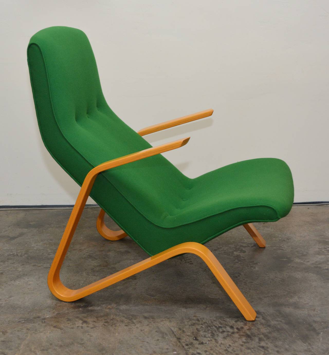 Mid-Century Modern Eero Saarinen Grasshopper Chair