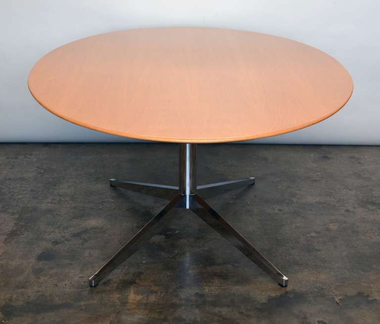 Mid-Century Modern Florence Knoll Oval Dining Table