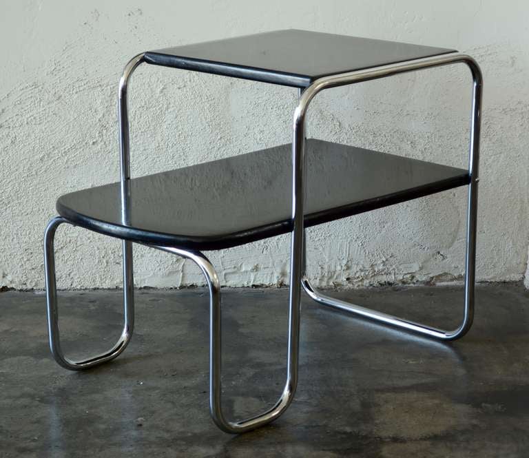 Gilbert Rohde for Troy Sunshade Streamline End Tables In Good Condition In San Mateo, CA