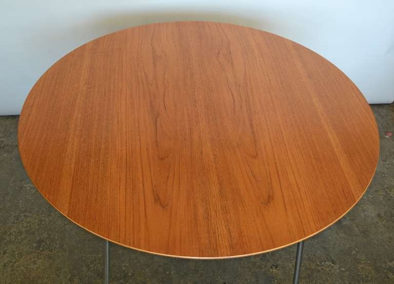 Arne Jacobsen Dining Table In Good Condition In San Mateo, CA