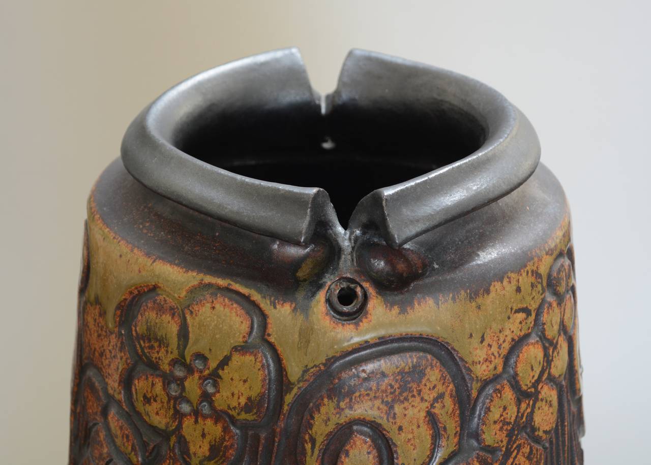 Monumental Andrew Bergloff Studio Pottery Floor Vase In Excellent Condition In San Mateo, CA