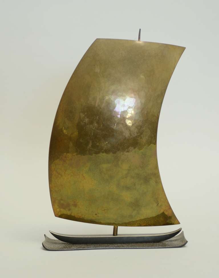 Segelboot aus Bronze von Rena Rosenthal