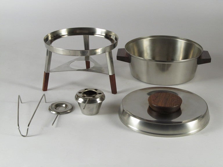 Stelton Stainless Steel and Rosewood Chafing Dish In Excellent Condition In Papaikou, HI