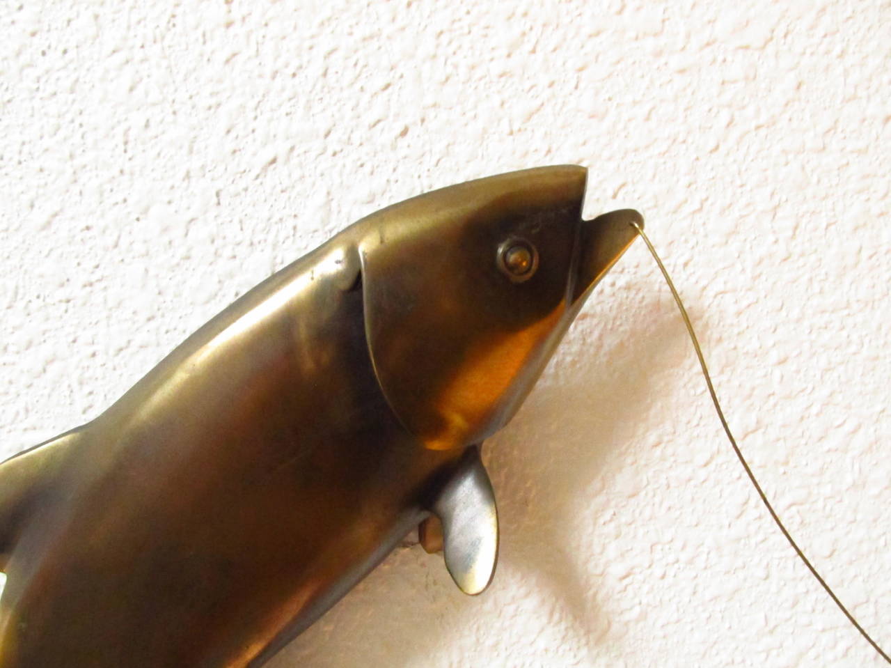 Late 20th Century Dynamic Fisherman Wall Sculpture Signed, Bijan, 1985 For Sale