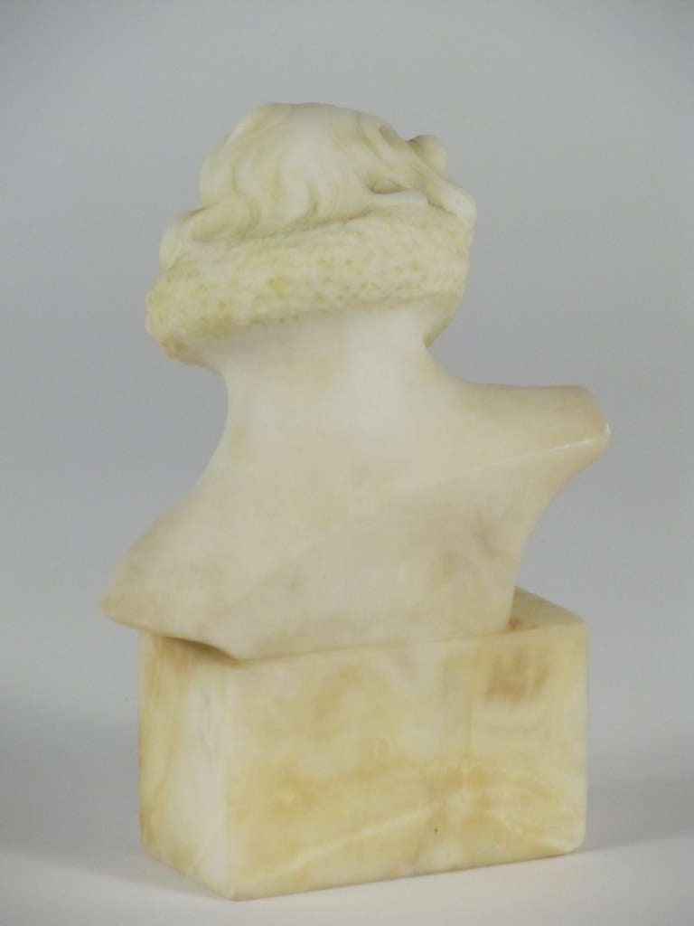 Italian Carved Alabaster Art Deco Bust of a Pretty Girl In Excellent Condition In Papaikou, HI