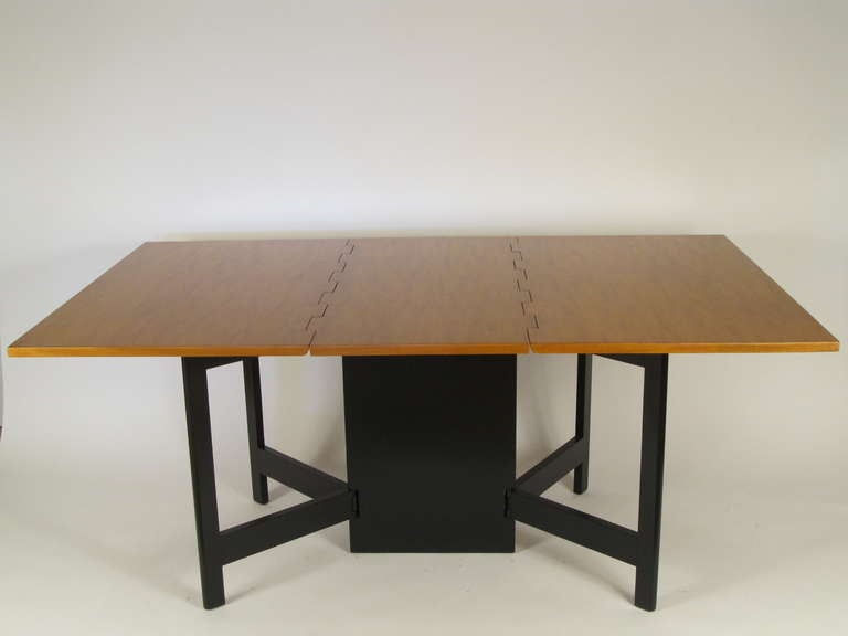 George Nelson Primavera Mahogany gate leg drop leaf dining table made by Herman Miller.  Early foil label attached to underside.  The table is 40