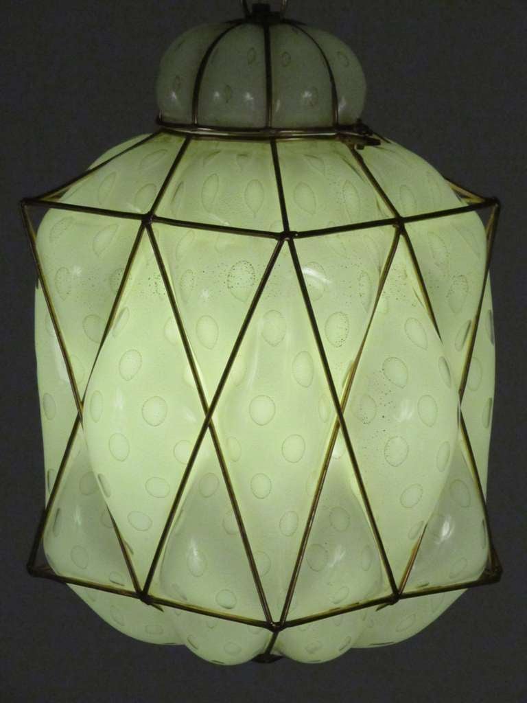 Murano Caged Glass Pendant Lamp In Excellent Condition In Papaikou, HI