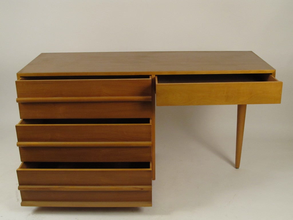 American Widdicomb Desk Designed by Robsjohn-Gibbings