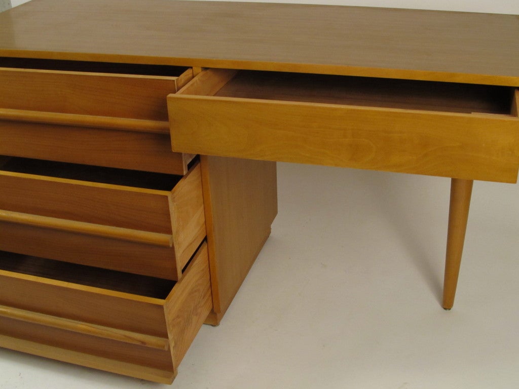 Widdicomb Desk Designed by Robsjohn-Gibbings 1