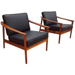Pair of DUX Danish Modern Walnut Black Leather Lounge Chairs by Folke Ohlsson