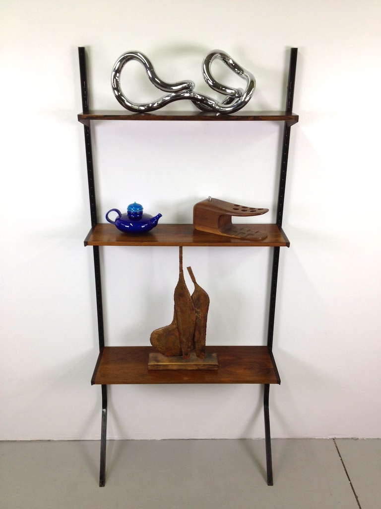 Danish Modern Rosewood Freestanding 3 Shelf Bookshelf Wall Unit In Good Condition In Long Beach, CA