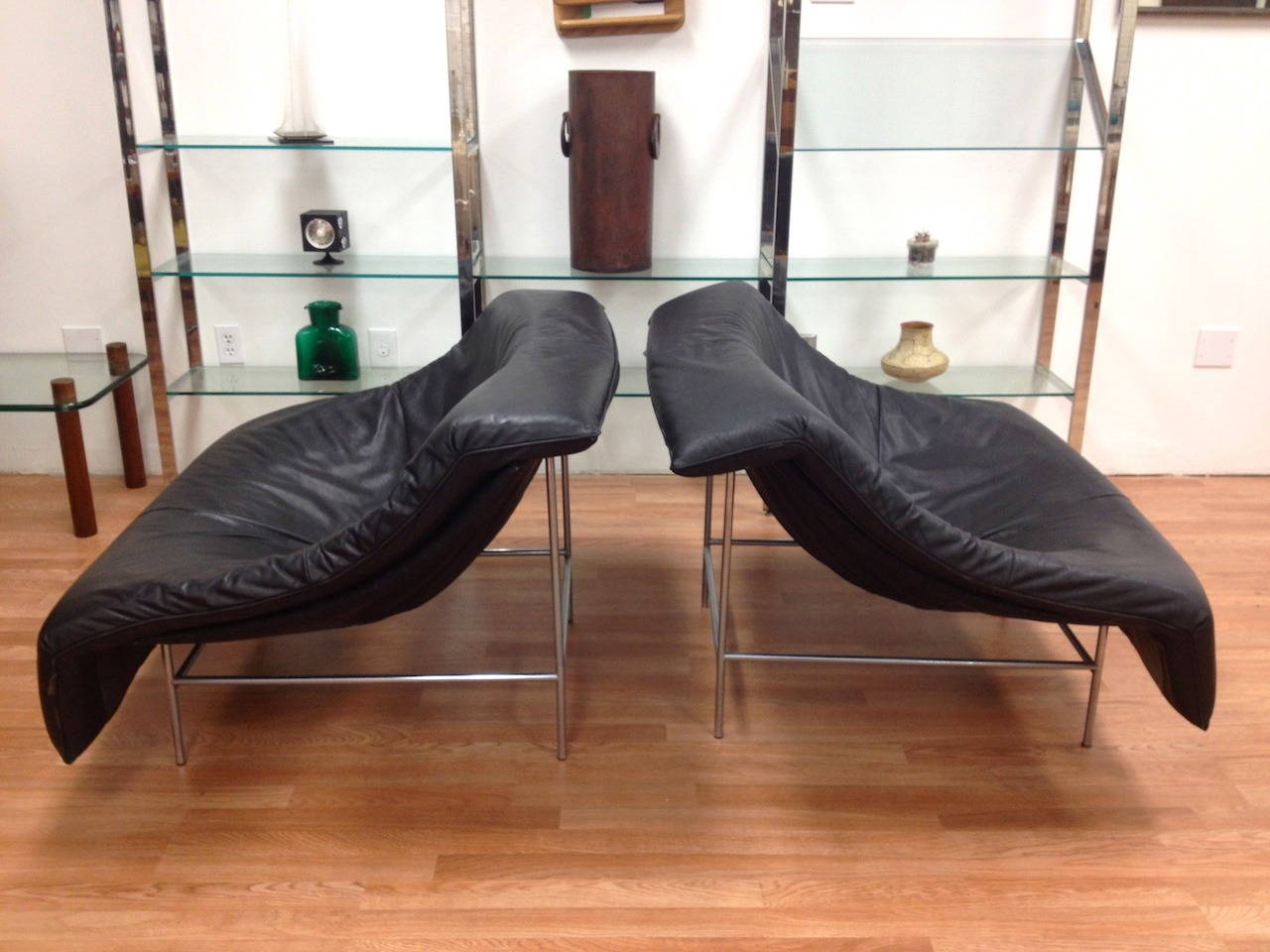 Rare Pair of Montis Leather Butterfly Lounge Chairs by Gerard Van Den Berg In Excellent Condition In Long Beach, CA